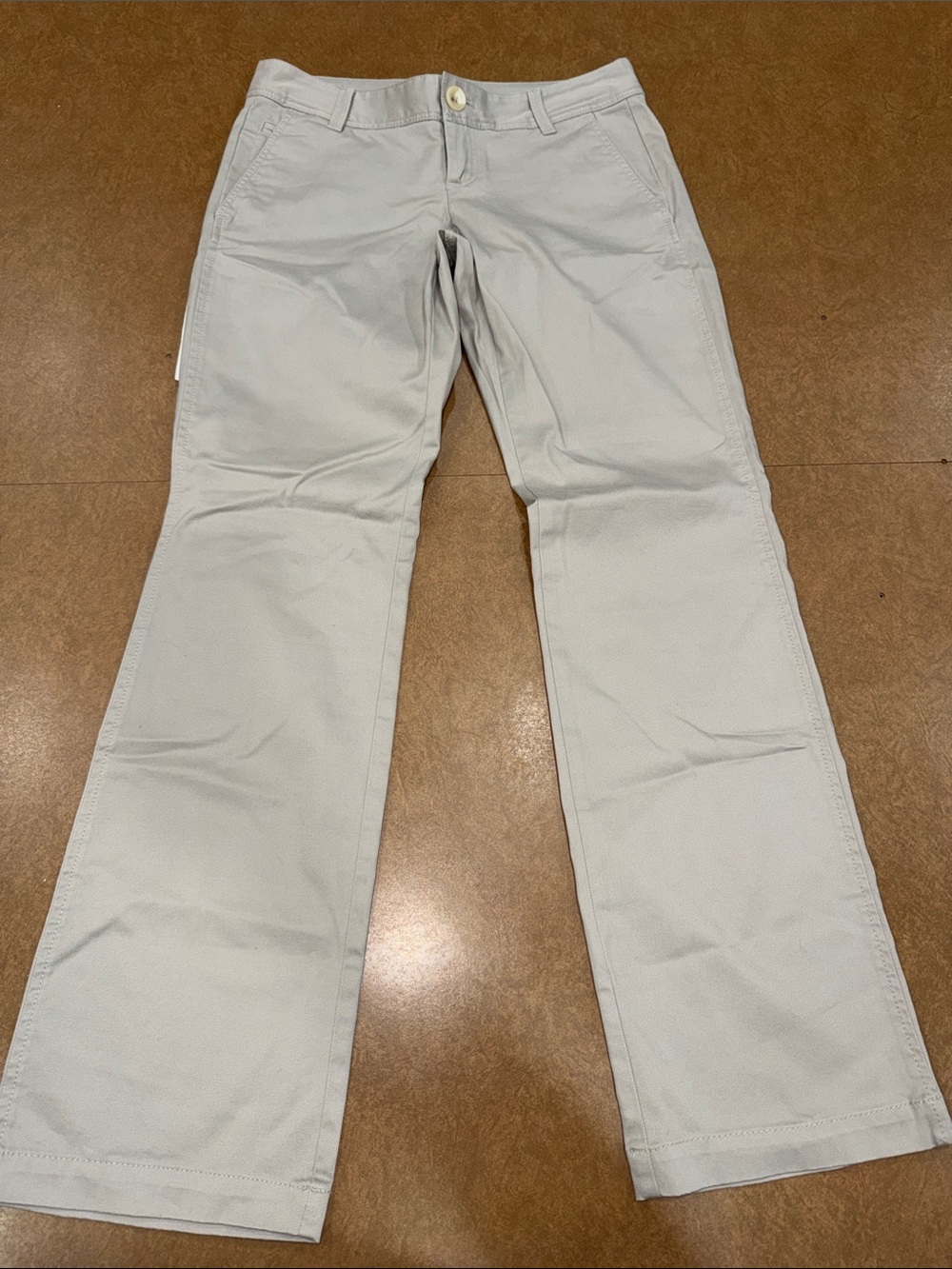 NWOT Banana Republic Women's Light Gray Bootcut Khaki Pants • Size 0P